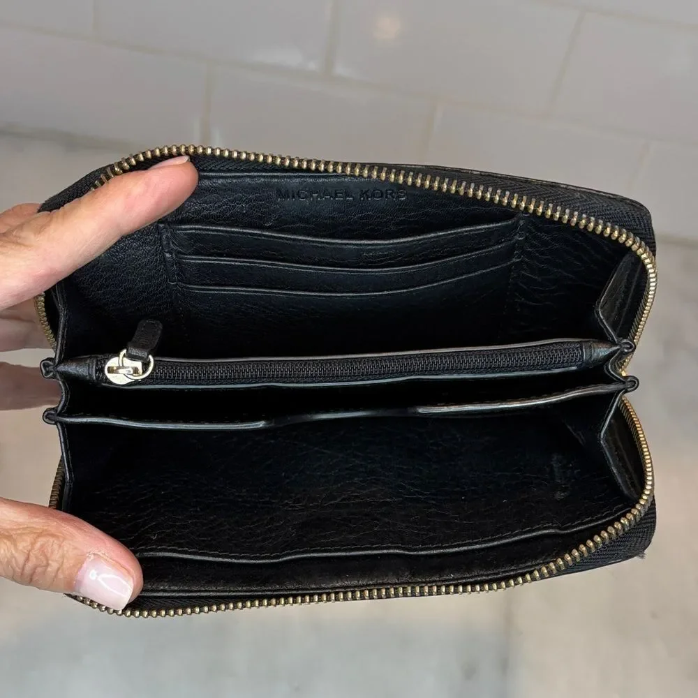 Michael Kors Wallet Leather Astor Pebbled Studded Full Zip